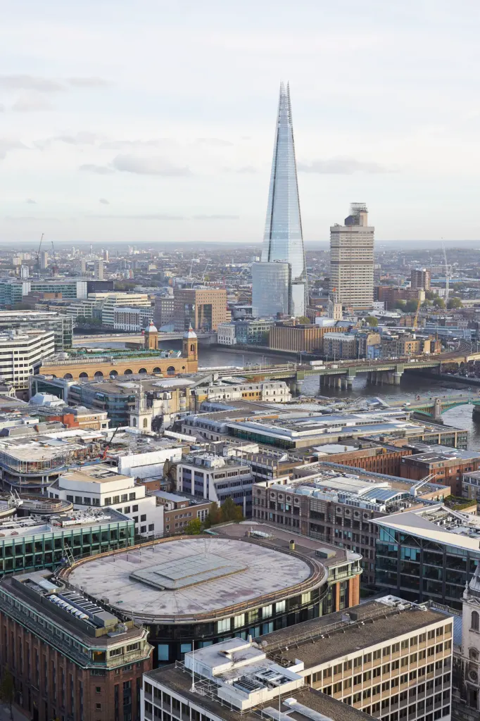 London Landscapes — architecture and landscape photograph in London, UK, frame 11 of 28.